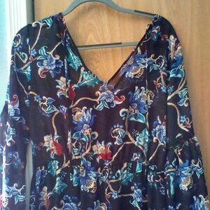 WHITE HOUSE BLACK MARKET FLORAL DRESS